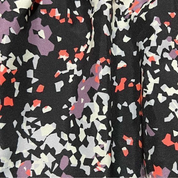 NWT Under Armour‎ Women’s UA Fly By 2.0 Loose Printed Shorts Black Small - Picture 3 of 4